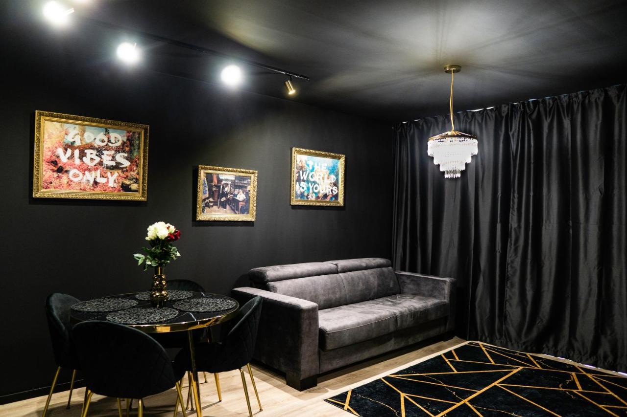 Lam Black - Ac - Balcony Apartment Bratislava Exterior photo